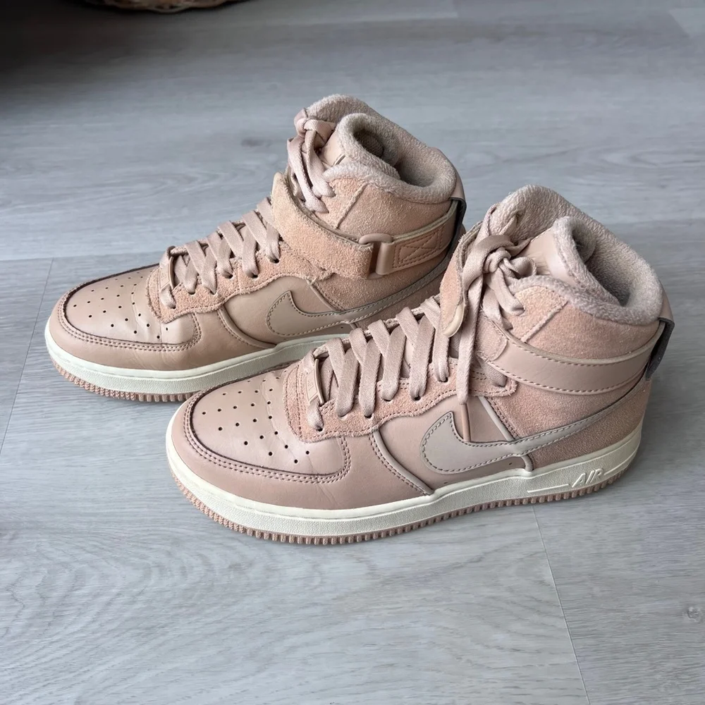 Nike Air Force 1 High ‘07 LV8 Bio Beige Sneakers Women’s 7.5 Suede Leather